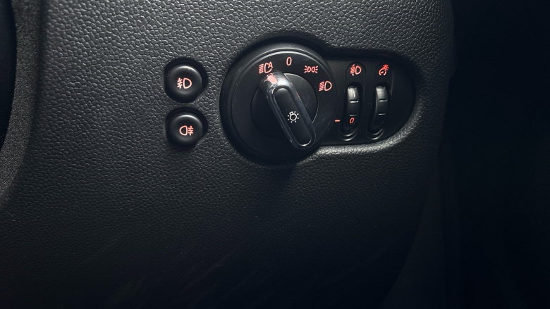 MINI Hatchback 1.5 Cooper Classic II 5dr Petrol Hatchback